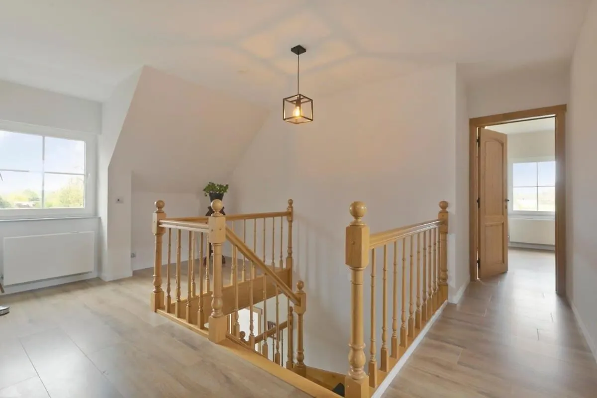 הוילה ברוז' Huswell - Family House With A Beautiful View In Damme וילה