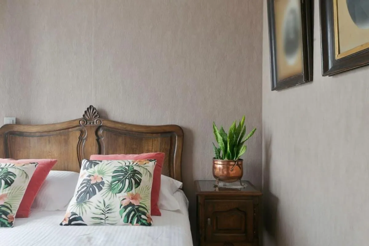 فيلا Huswell - Family House With A Beautiful View In Damme بروج فيلة